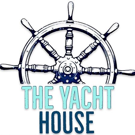 מלון הארטביספורט The Yacht House מראה חיצוני תמונה